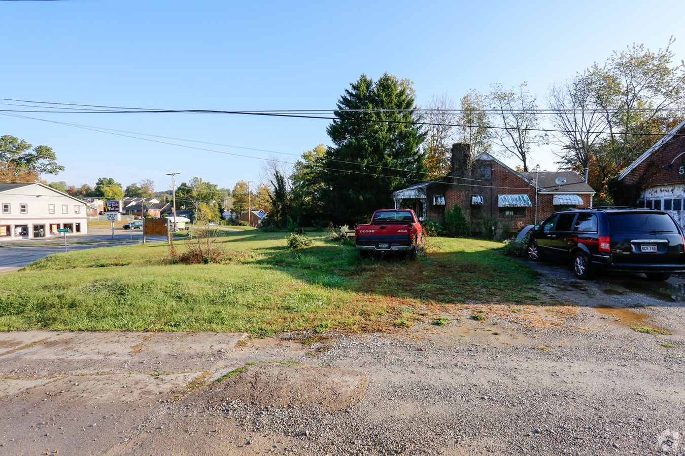 5476 Big Tyler Rd, Cross Lanes, WV 25313