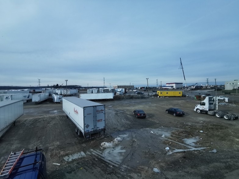 6 Mansewood Crt, Halton Hills, ON for lease - Building Photo - Image 1 of 3