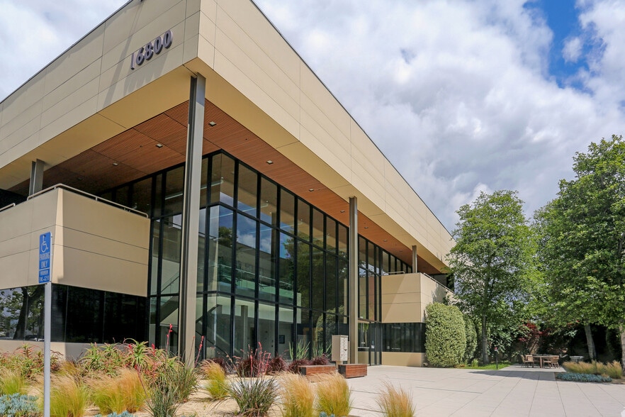 16800 Aston St, Irvine, CA for lease - Building Photo - Image 3 of 10