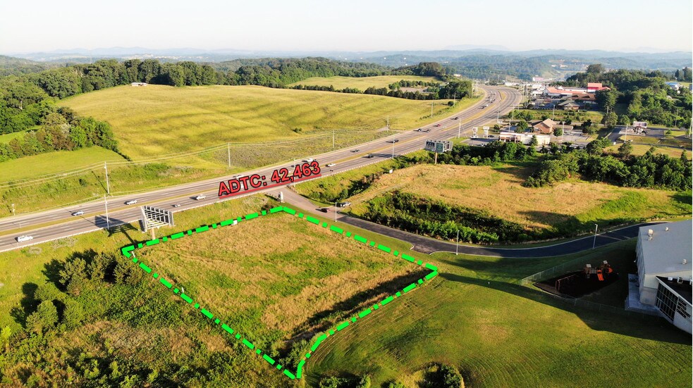 3037 Winfield Dunn Pky, Kodak, TN 37764