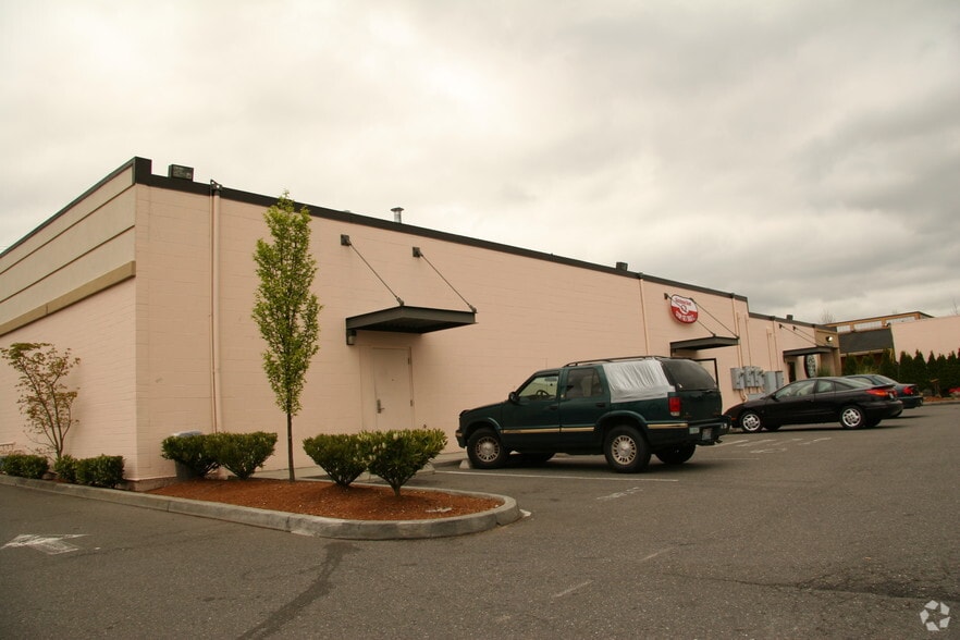 4028 196th St SW, Lynnwood, WA for lease - Building Photo - Image 3 of 11
