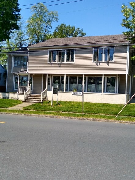 1595 E 2nd St, Scotch Plains, NJ for sale - Building Photo - Image 1 of 1