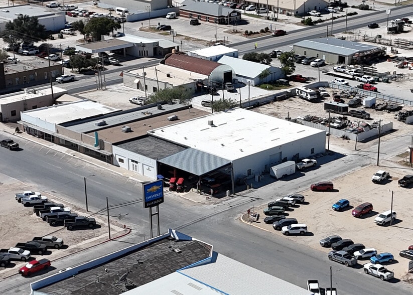 215 N Main Ave, Big Lake, TX for sale - Building Photo - Image 3 of 20