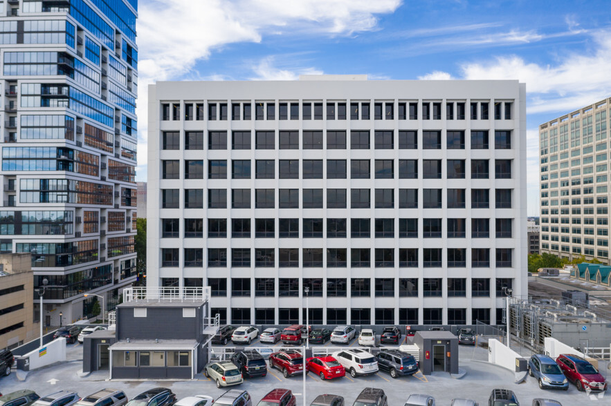 715 Peachtree St NE, Atlanta, GA for lease - Building Photo - Image 2 of 19