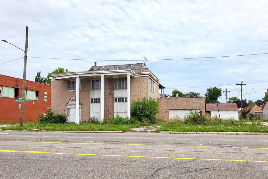 19740 Van Dyke St, Detroit, MI for sale - Building Photo - Image 1 of 1