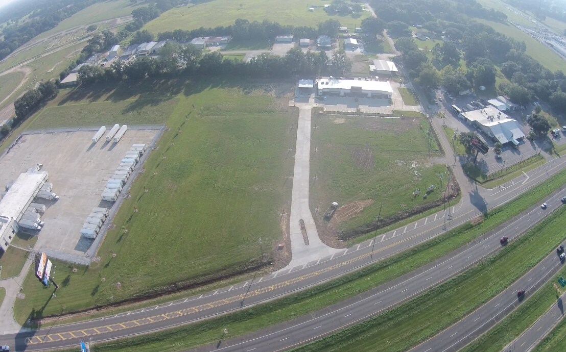 3500 NW Evangeline Trwy, Carencro, LA for sale Primary Photo- Image 1 of 1