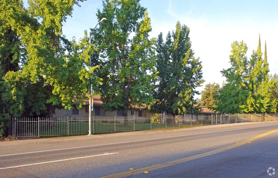 7710 Sunset Ave, Fair Oaks, CA for sale - Building Photo - Image 3 of 75