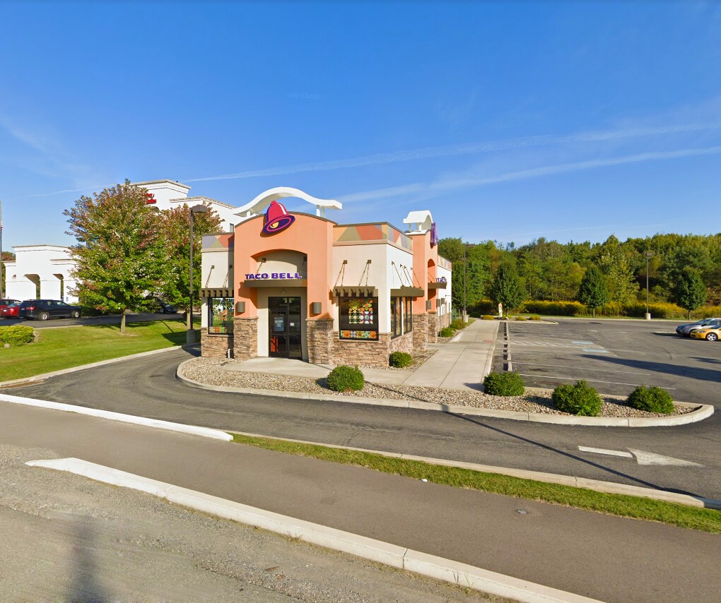 9 Campbell Blvd  