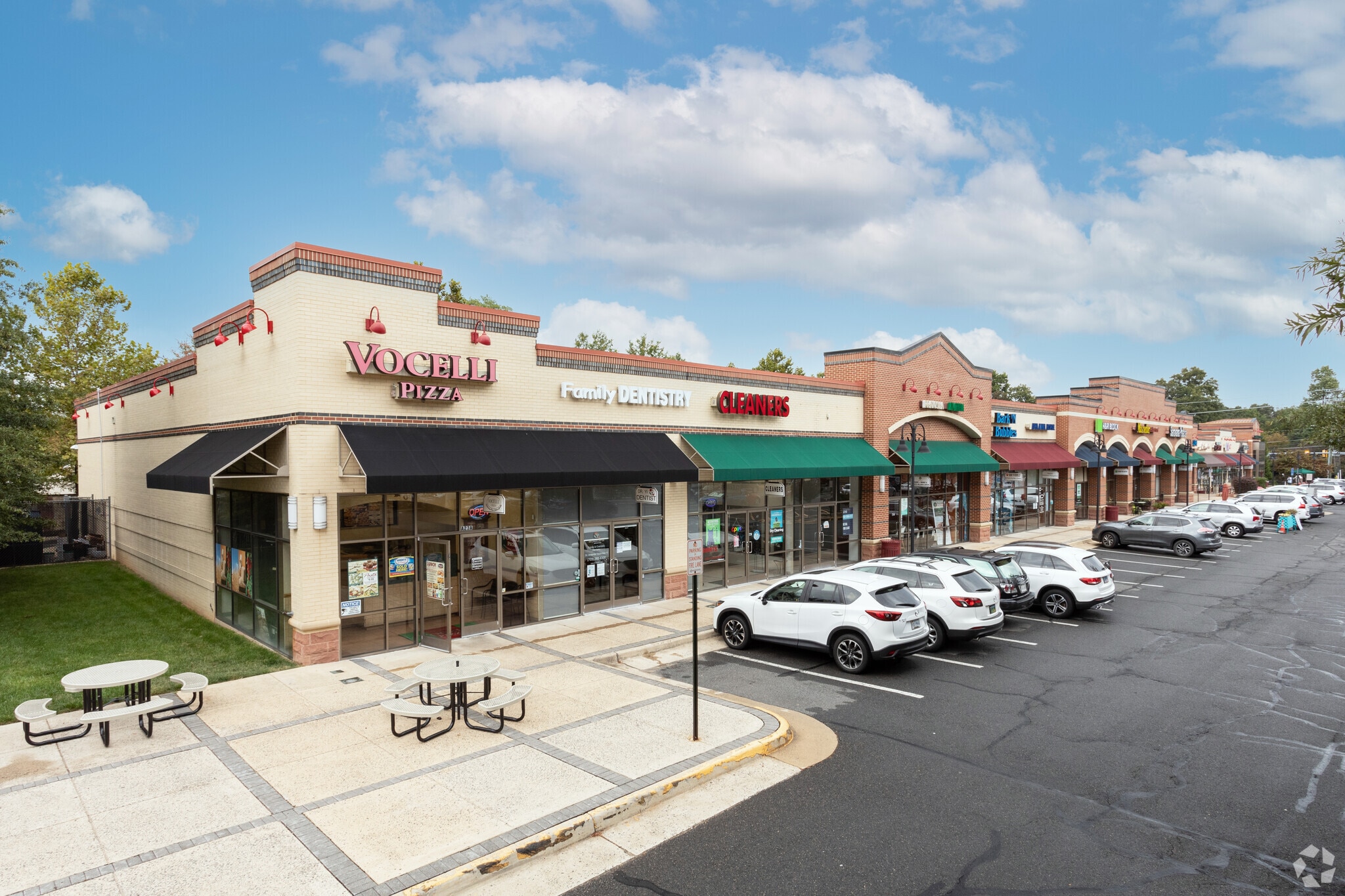 11725 Lee Hwy, Fairfax, VA for lease Primary Photo- Image 1 of 6