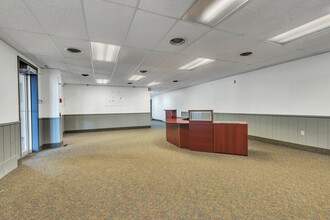 14-16 McLeland Rd, Saint Cloud, MN for lease Interior Photo- Image 2 of 18