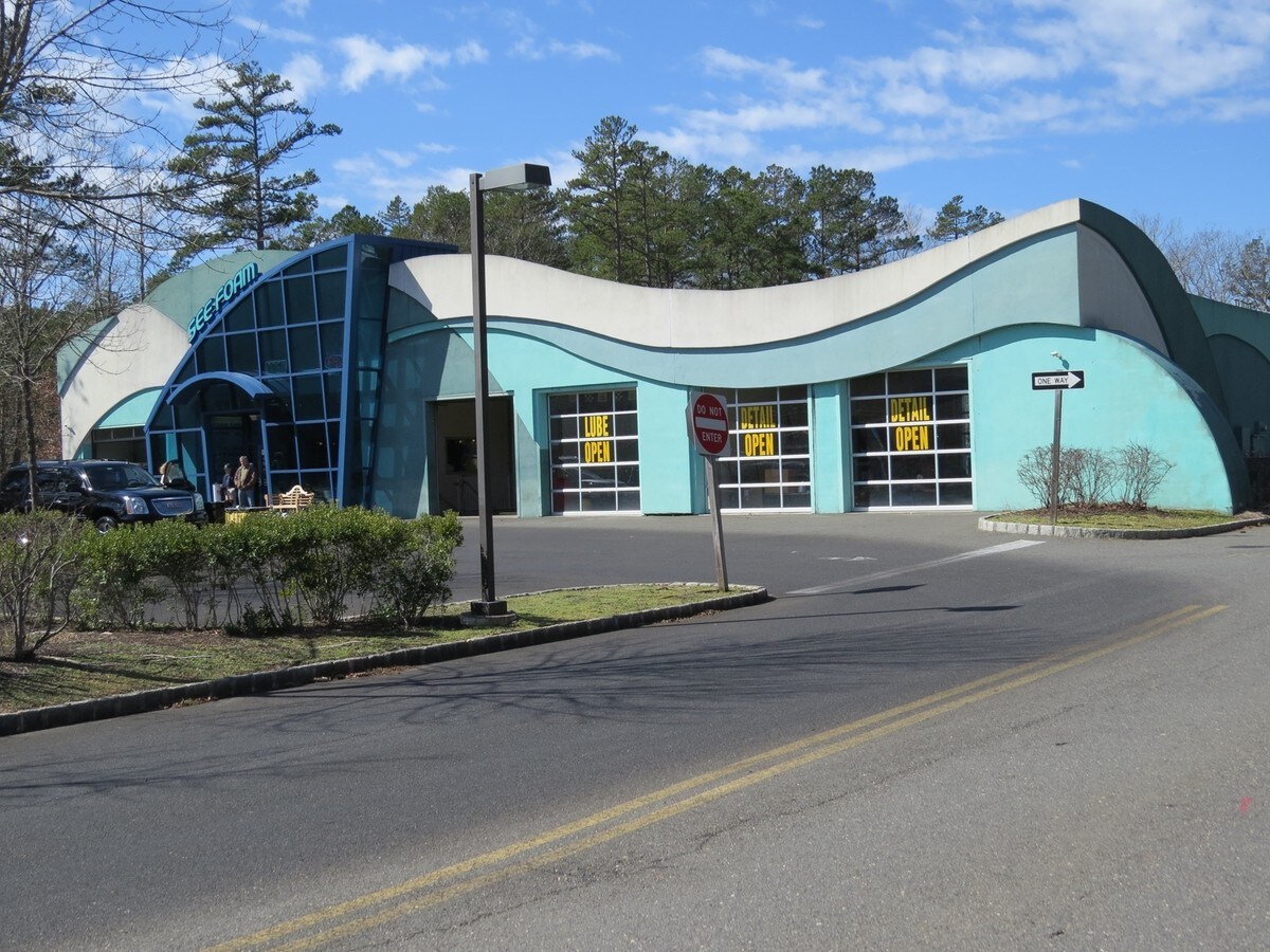 520 N Main St, Manahawkin, NJ 08050