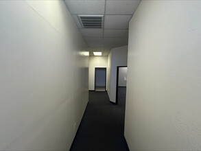 1833 W Main St, Mesa, AZ for lease Interior Photo- Image 2 of 8