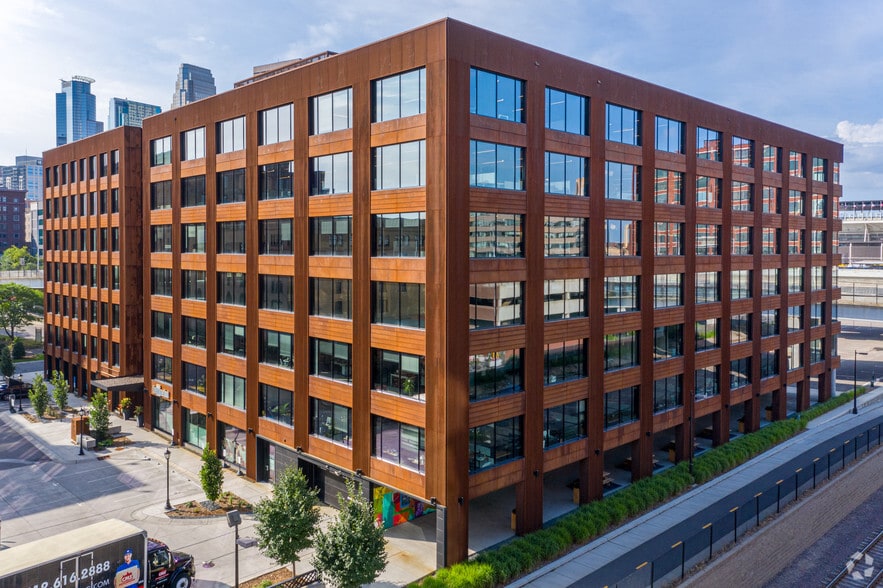 323 Washington Ave N, Minneapolis, MN for lease - Image 1 of 29