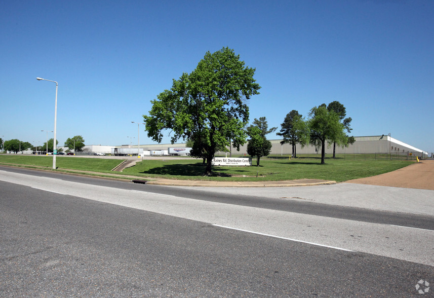 5000 E Raines Rd, Memphis, TN for sale - Primary Photo - Image 1 of 1