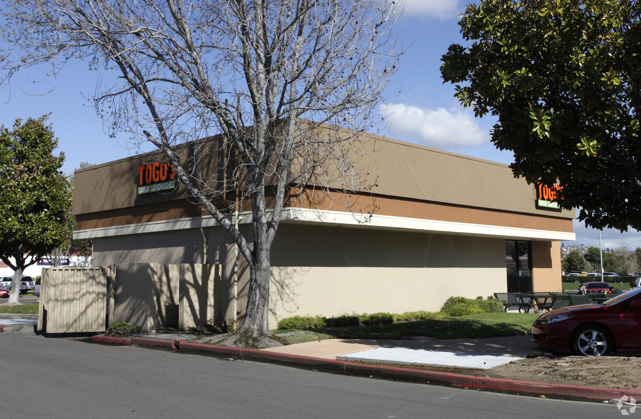 1380 Fairmont Dr, San Leandro, CA for sale Primary Photo- Image 1 of 3