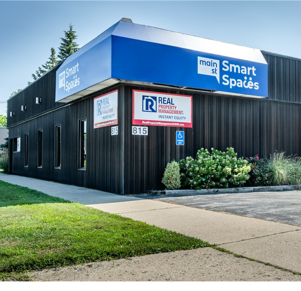 815 N Main St, Saint Joseph, MI for lease - Building Photo - Image 1 of 2