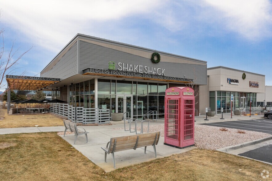 1509 Park Central Dr, Highlands Ranch, CO 80129