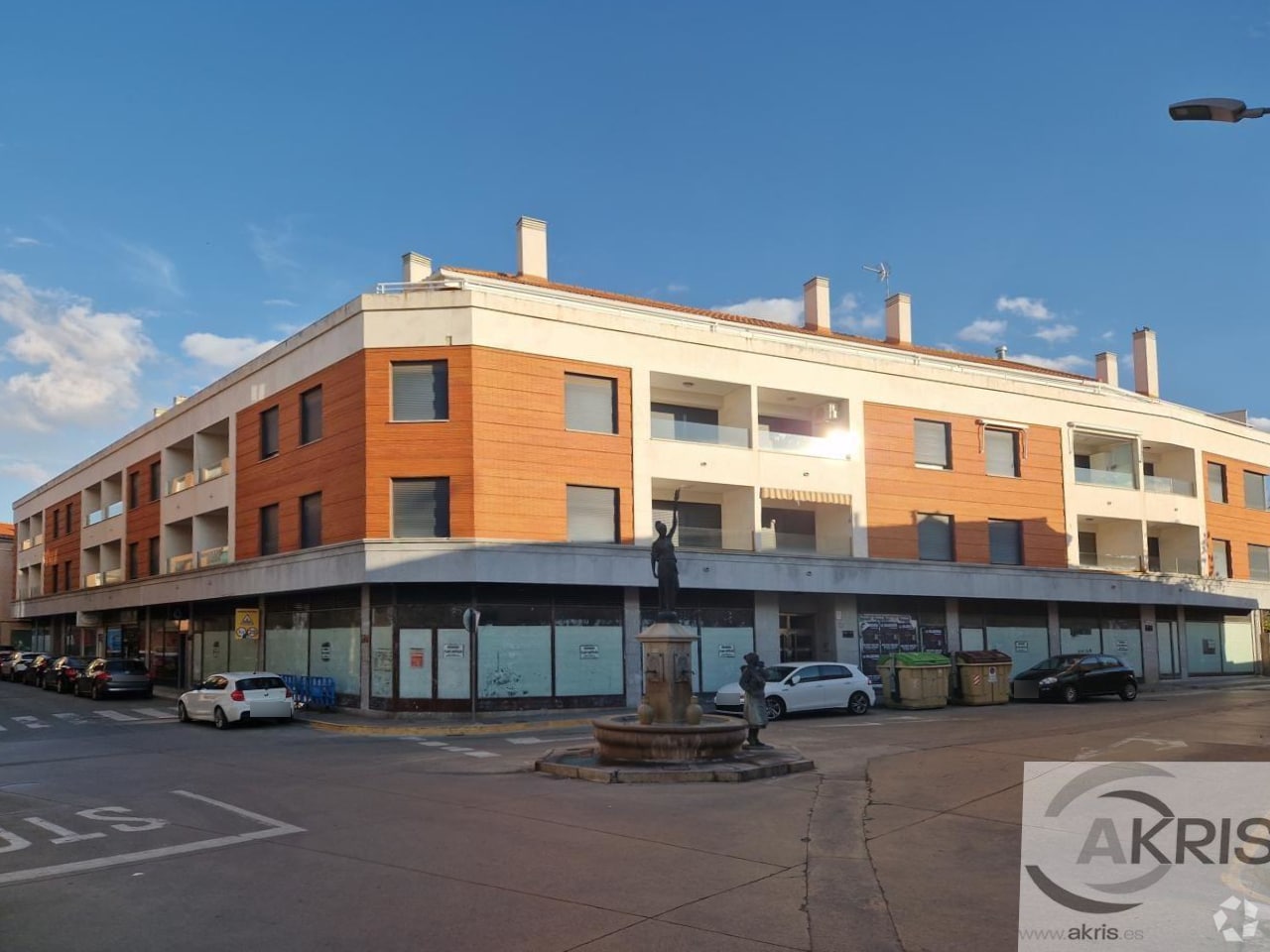Multifamily in Mora, Toledo for sale Interior Photo- Image 1 of 2