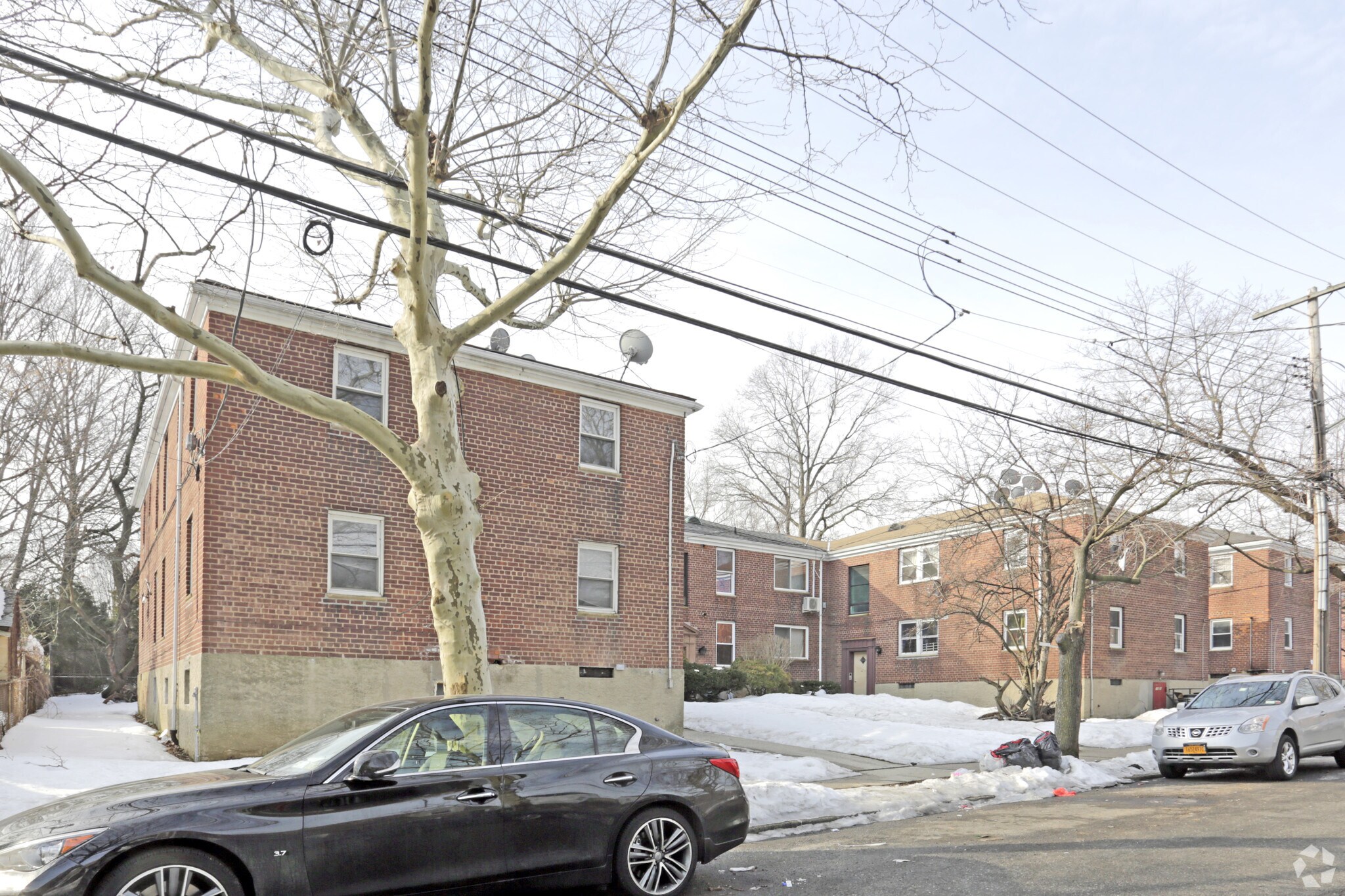 16030 76th Ave, Flushing, NY for sale Primary Photo- Image 1 of 1