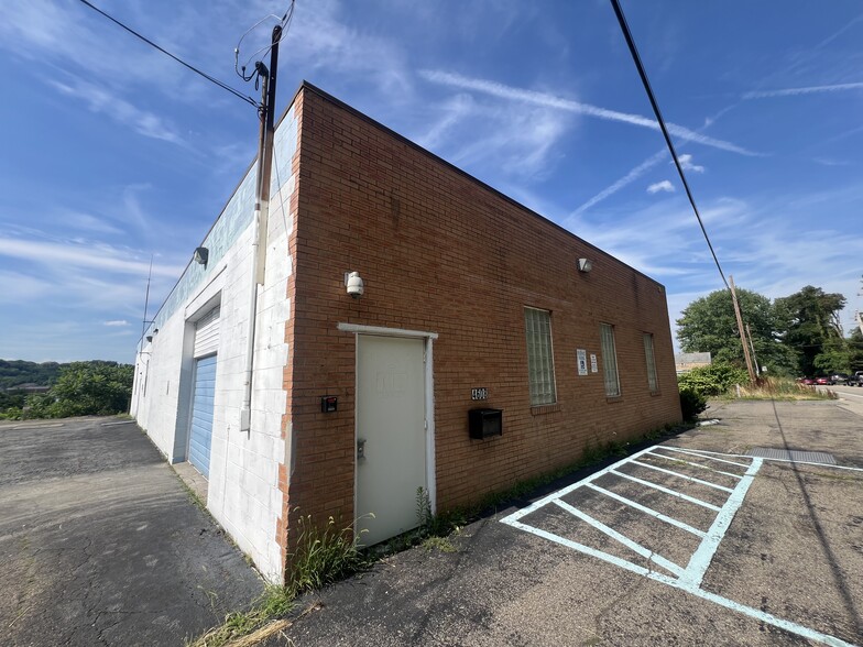 4608 4608-4620 Allegheny River Boulevard Blvd, Verona, PA for sale - Building Photo - Image 3 of 5