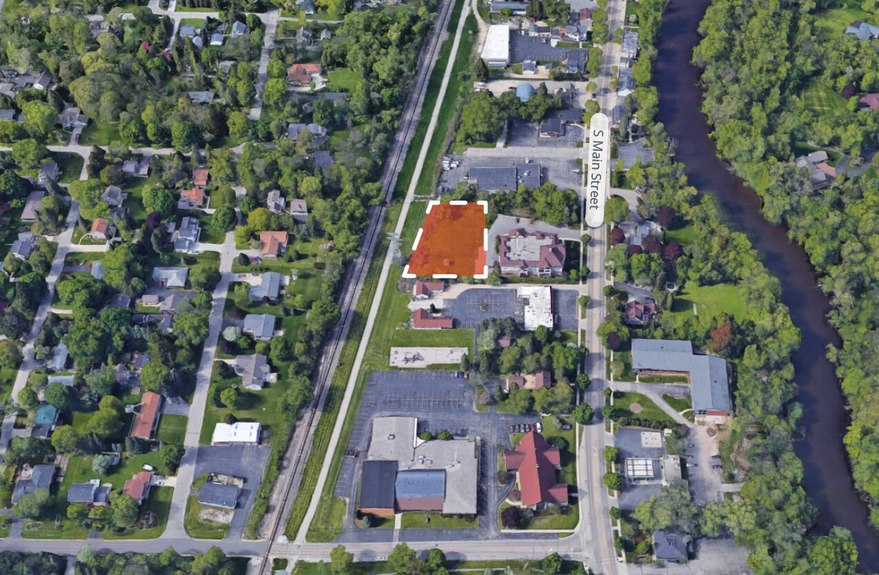 211 S Main St, Thiensville, WI 53092