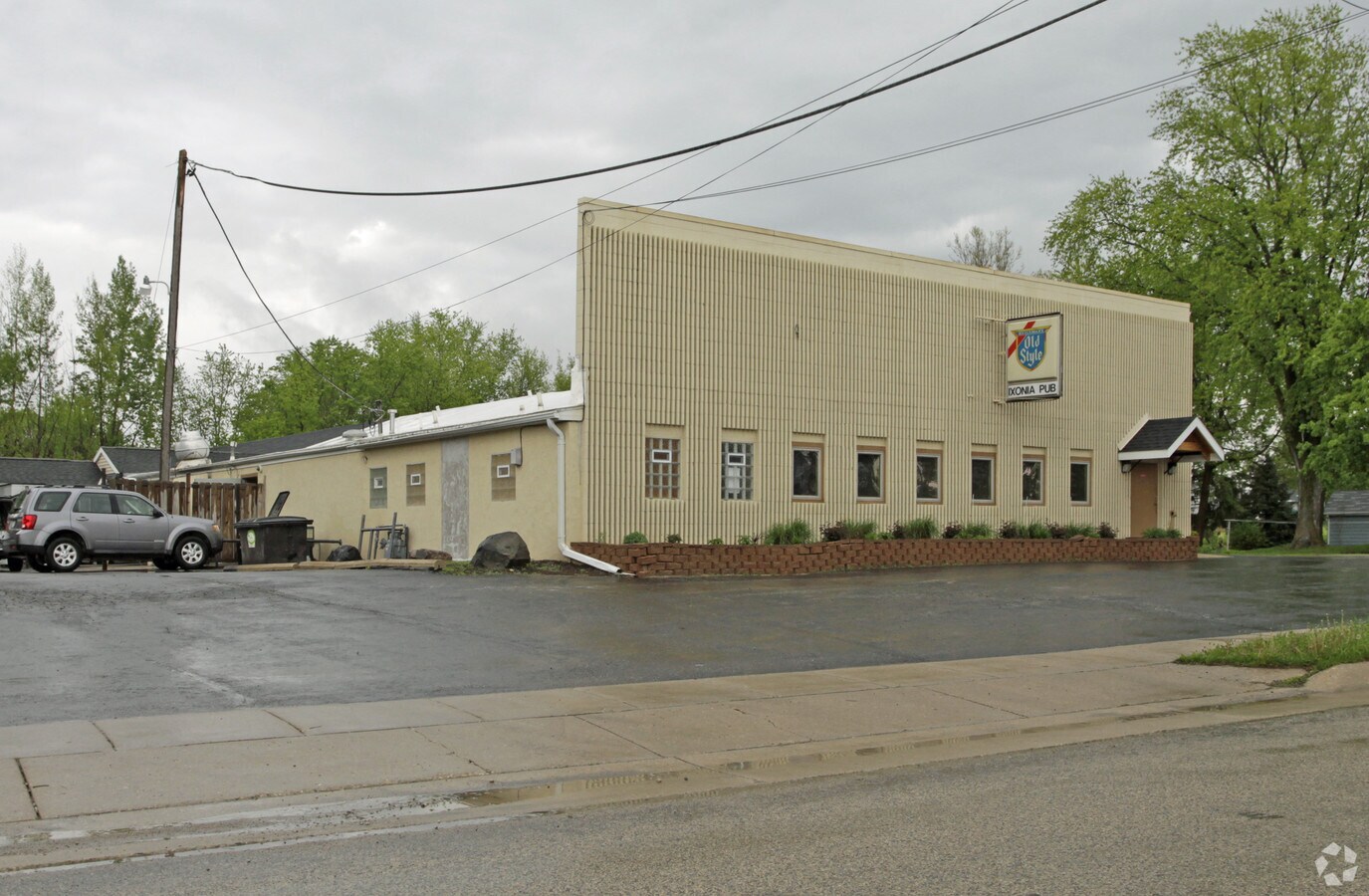 W1270 Marietta Ave, Ixonia, WI 53036