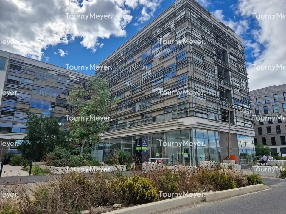 Retail in Montpellier for lease Building Photo- Image 1 of 10