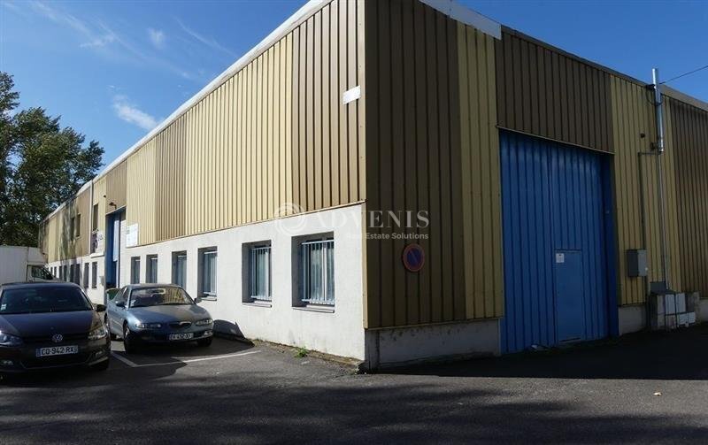 Flex in Maxéville for lease Building Photo- Image 1 of 4