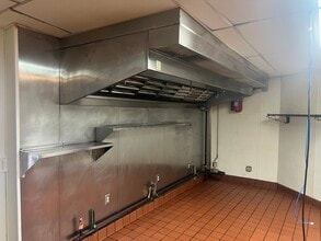 1072 Baxter St, Athens, GA for lease Building Photo- Image 1 of 5