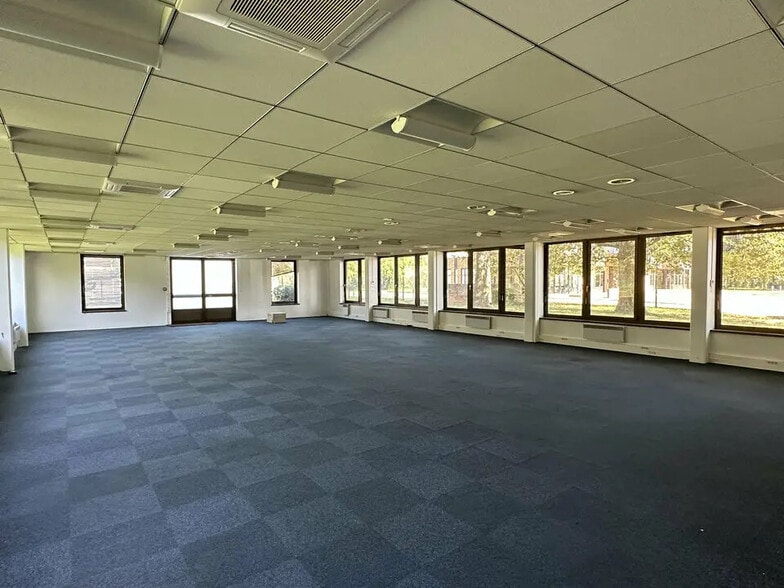 Office in Lingolsheim for lease - Interior Photo - Image 2 of 3