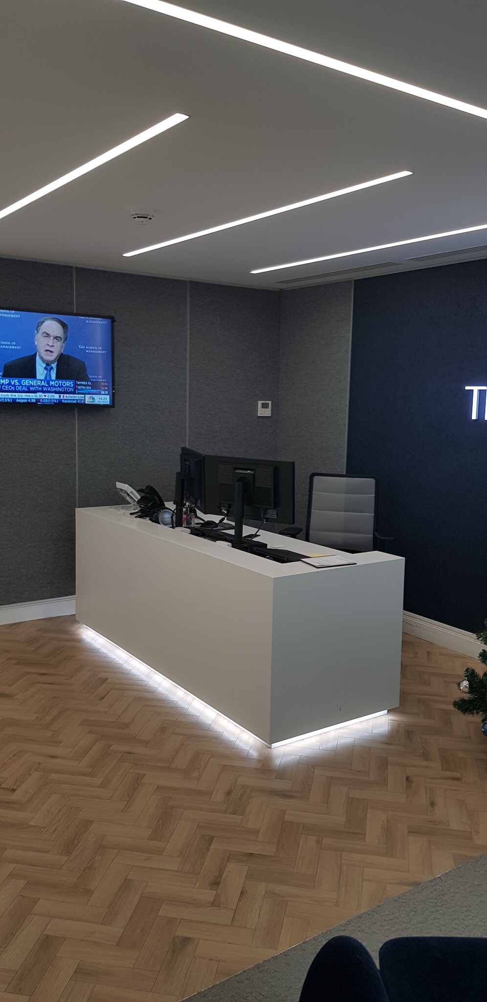 11 Berkeley St, London for sale Interior Photo- Image 1 of 1