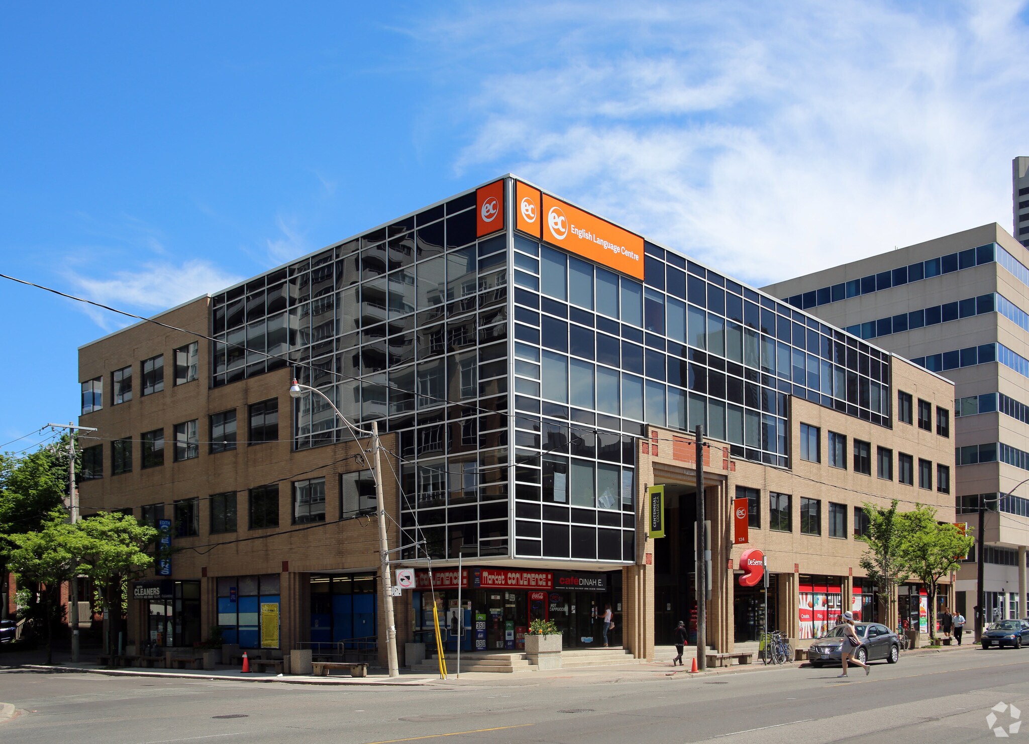 124 Eglinton Ave W, Toronto, ON for lease Building Photo- Image 1 of 3