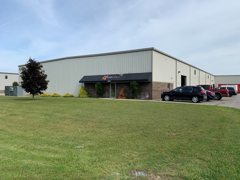 4650 Chester Dr, Elkhart, IN for lease - Building Photo - Image 1 of 15