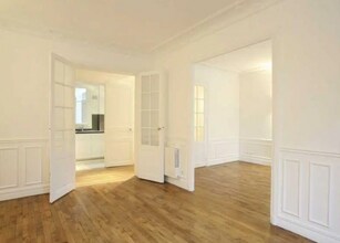 Office in Paris for lease Interior Photo- Image 2 of 6