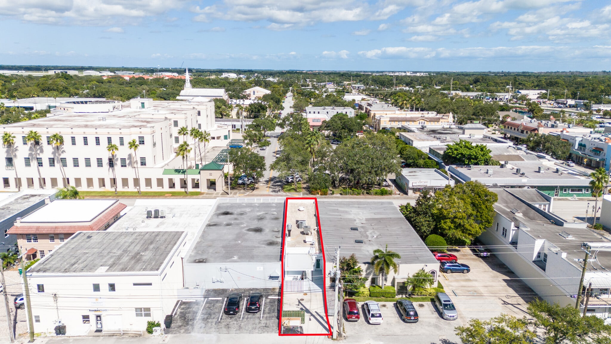 1453 20th St, Vero Beach, FL for lease Interior Photo- Image 1 of 26