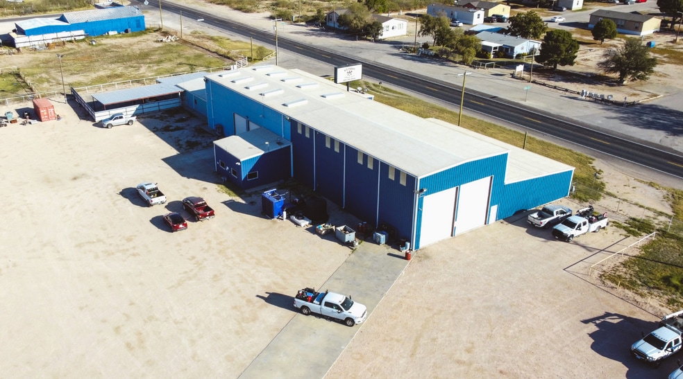 14625 N Hollyhock Ave, Gardendale, TX for sale - Building Photo - Image 3 of 122