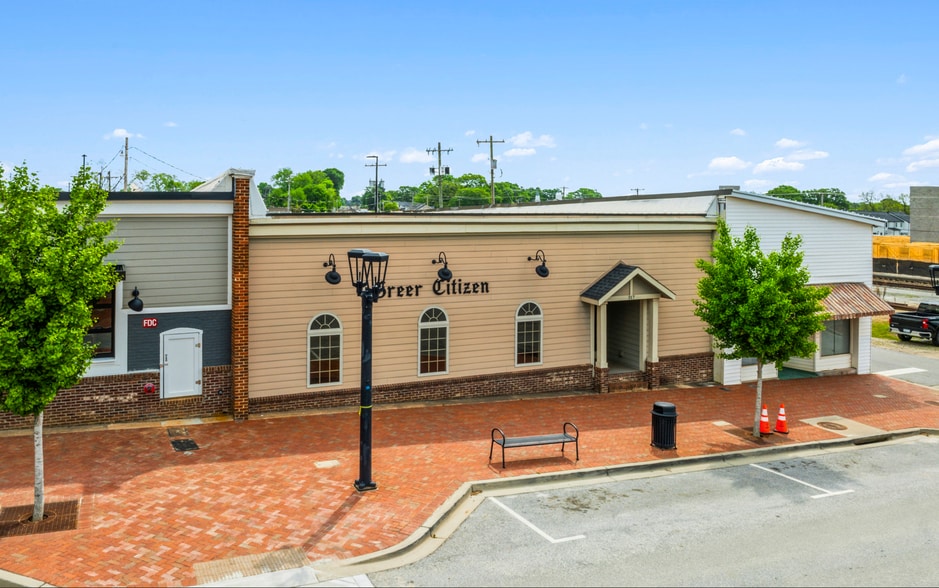 317 Trade St, Greer, SC for sale - Building Photo - Image 2 of 12