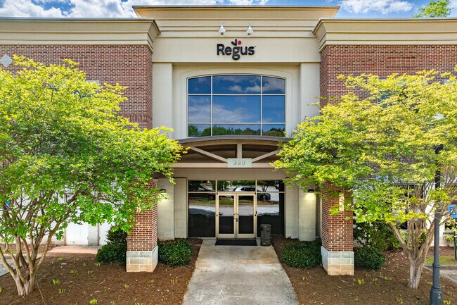 More details for 320 W Lanier Ave, Fayetteville, GA - Coworking for Lease