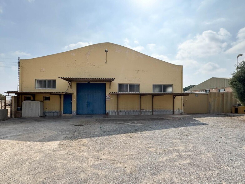 Industrial in Elche, Alicante for sale - Building Photo - Image 2 of 32
