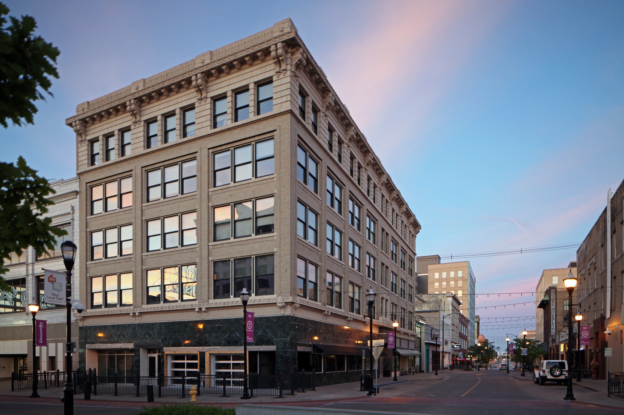 205 Park Central E, Springfield, MO for sale Building Photo- Image 1 of 1