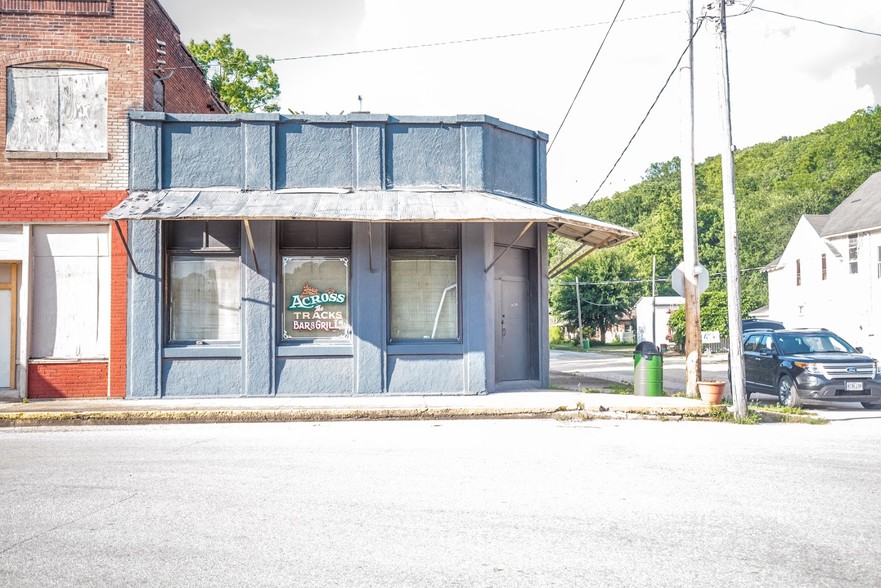 97 E 1st St, Newburg, MO for sale - Building Photo - Image 1 of 1