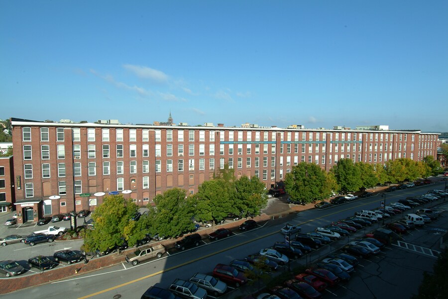 250 Commercial St, Manchester, NH 03101 Waumbec Commercial Center