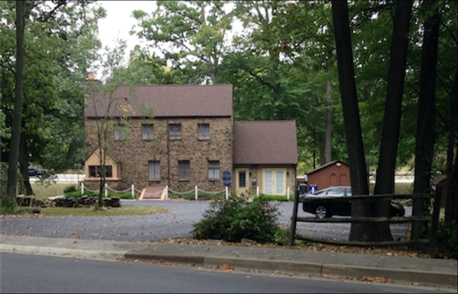 112 Capitol Trl, Newark, DE for sale - Primary Photo - Image 1 of 1