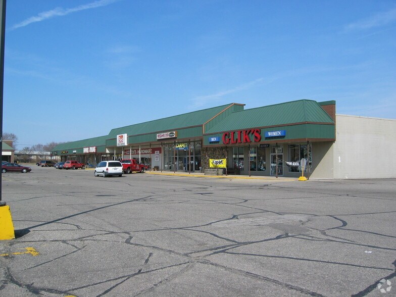 711-753 S Centerville Rd, Sturgis, MI for sale - Primary Photo - Image 1 of 1