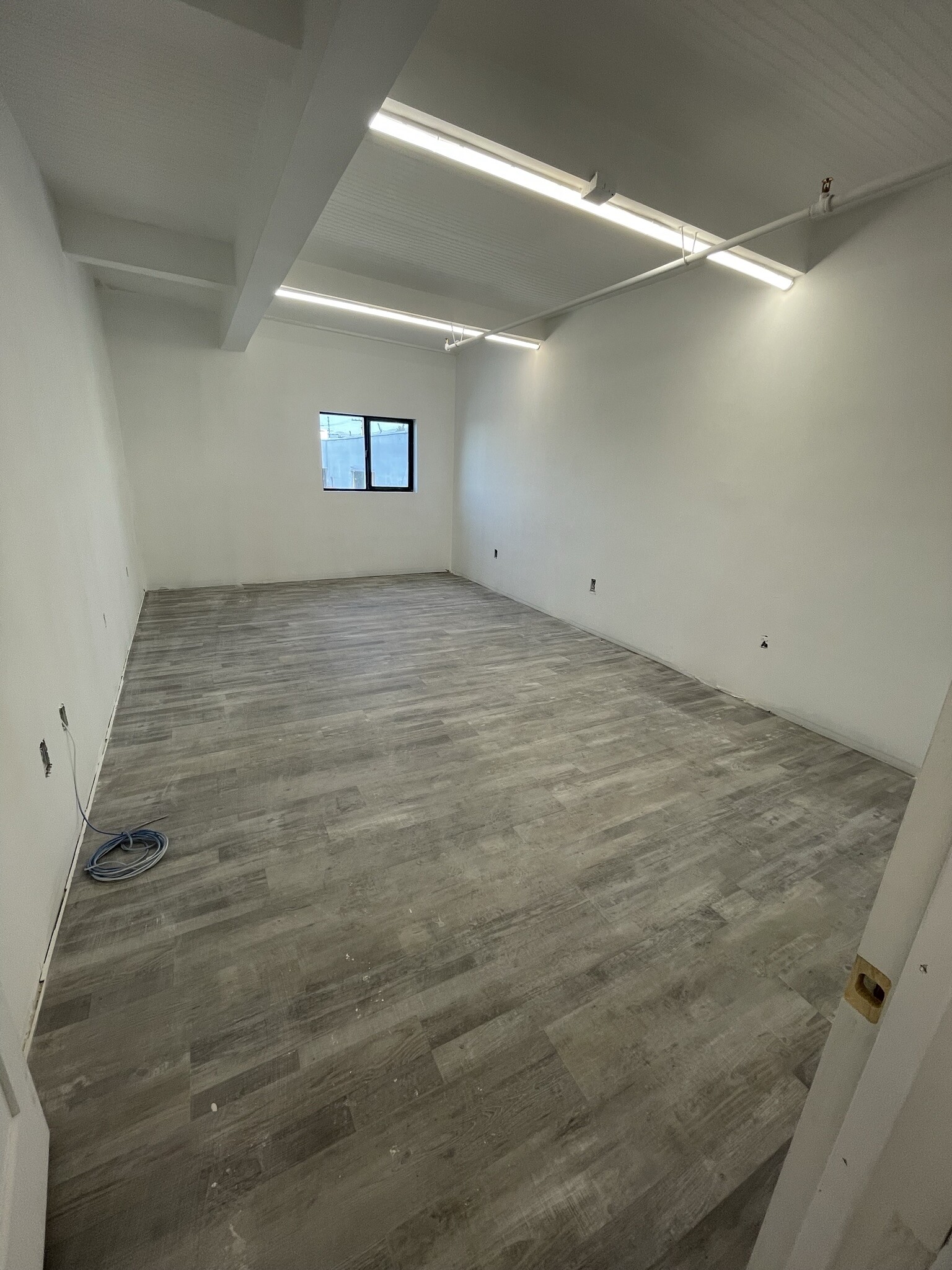 1767 Standard Ave, Glendale, CA for lease Interior Photo- Image 1 of 2