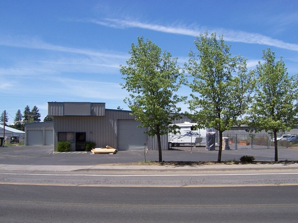 61235 Parrell Rd, Bend, OR for sale Primary Photo- Image 1 of 1