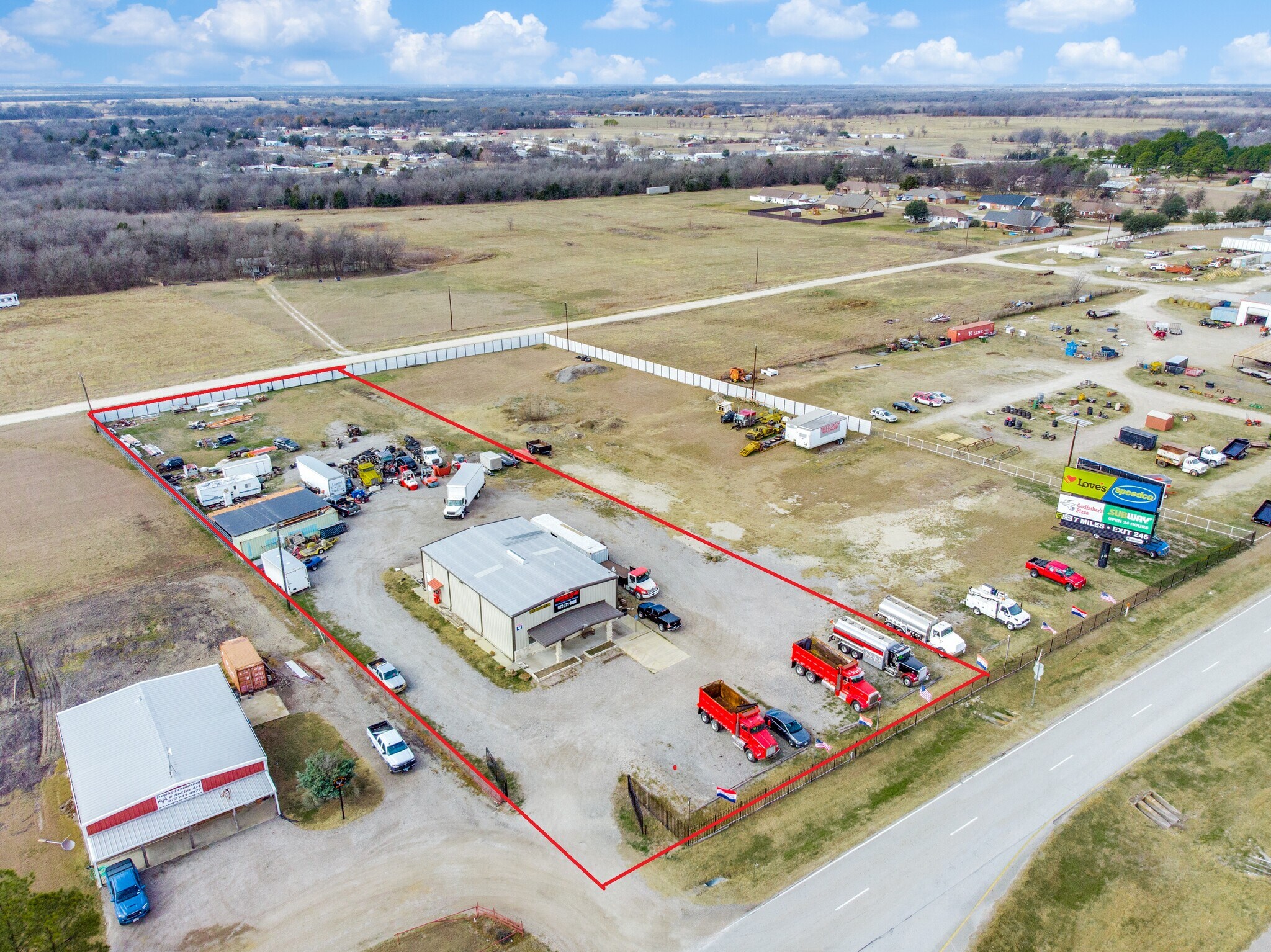 2726 SW McKinney St, Rice, TX for sale Building Photo- Image 1 of 1