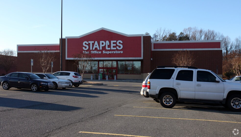 Staples Kernersville Nc