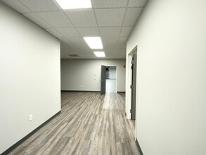 3100 Breckinridge Blvd, Duluth, GA for lease Interior Photo- Image 2 of 12