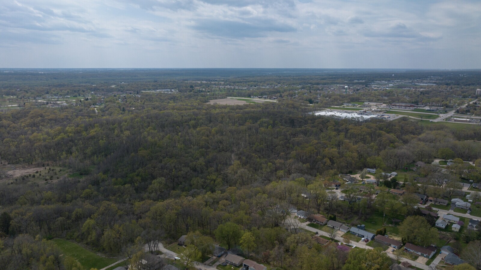 John Deere Rd, Carbon Cliff, IL 61239